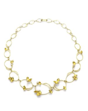 Twirling leaves necklace